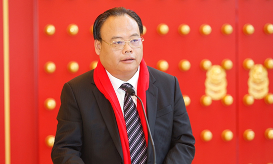 华人策略
